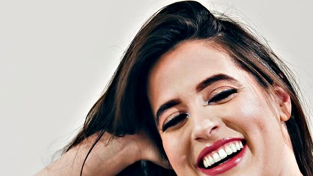 Naughty Couple Try A Bisexual Threesome With A Buddy At Hotel