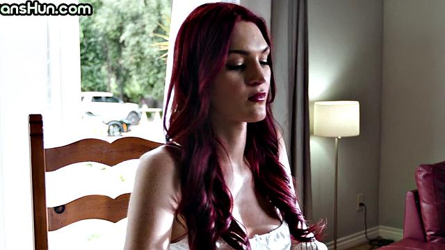 Redhead Trans gets sucked and fucks babe's pussy