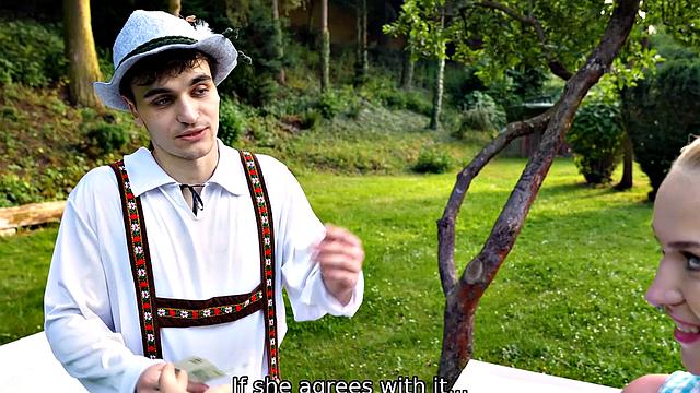 HUNT4K. Free to Around