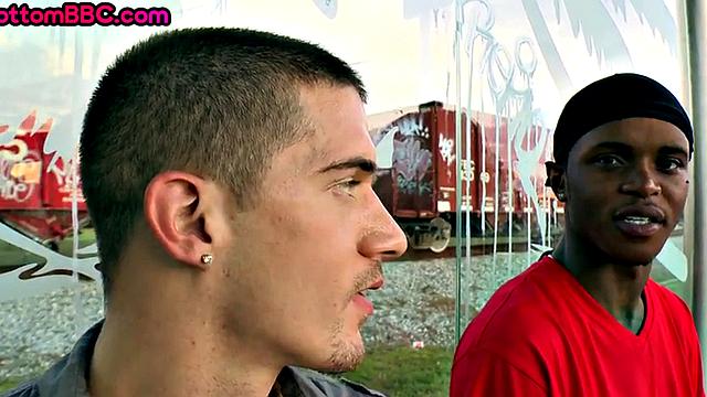 Picked up thug gets his ass fucked by white dude