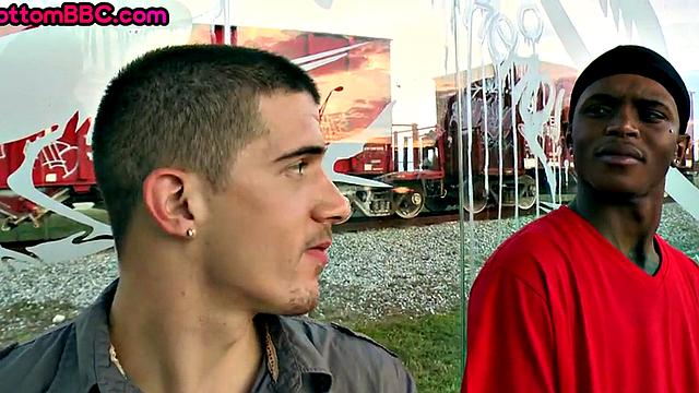 Picked up thug gets his ass fucked by white dude