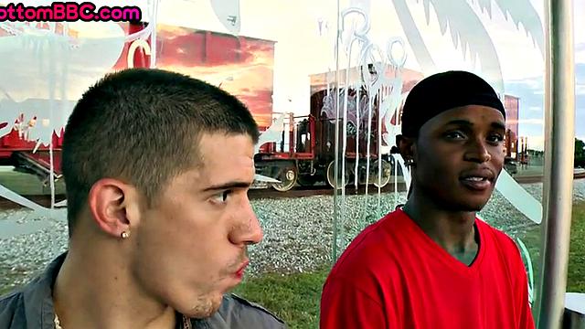 Picked up thug gets his ass fucked by white dude