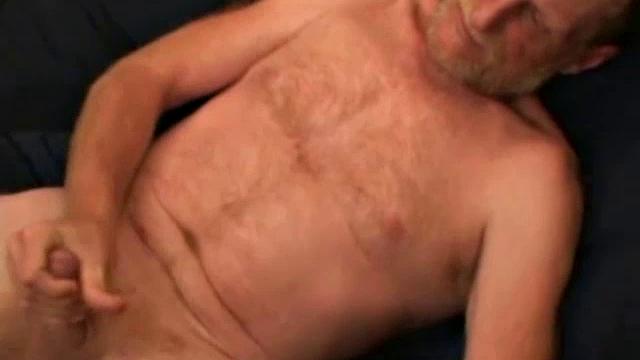 Red Dawg is 46 years old, who works as a transportation driver, and has a wealth of life experiences under his belt. He loves to travel, and will take whatever work he can find, wherever he lays his hat.