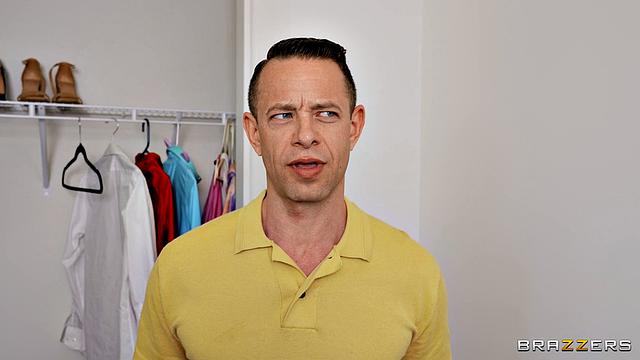 Holiday Hotwife Hussy