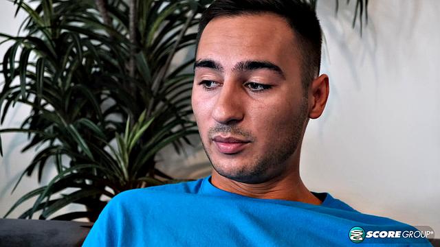 ким напала на пасынка в душе и довела его до кончи