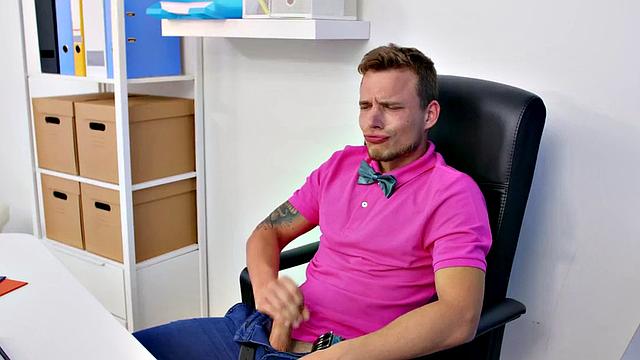 Big secretary pounded by her boss