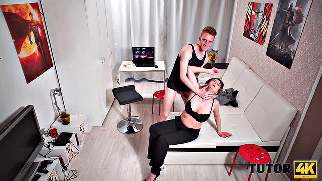 TUTOR4K. Tutor improves student's knowledge about biology with sex