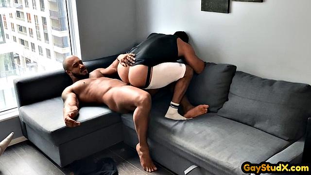 Muscle jock pounded by BF big cock