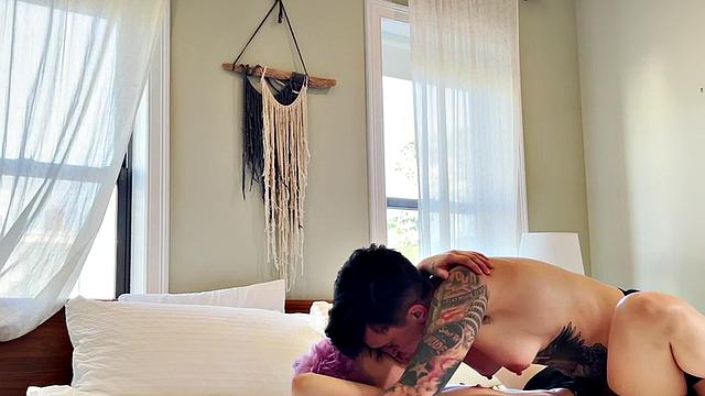 Amateur tattooed queer fingers pink hair GF at home