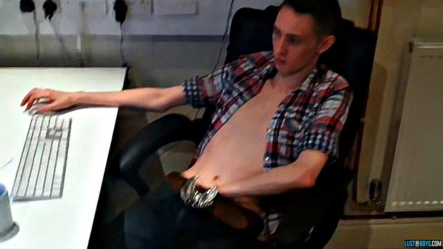 Ashton Bradley Enjoys Masturbating - Ashton Bradley