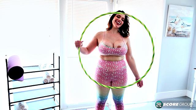 Brooklyn Springvalley: Hula Hoopin'