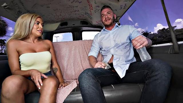 Straight amateur picked up to fuck in piblic van outdoor