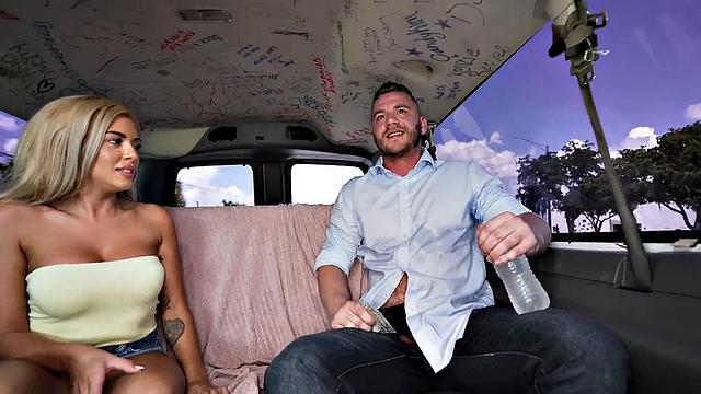 Straight amateur picked up to fuck in piblic van outdoor