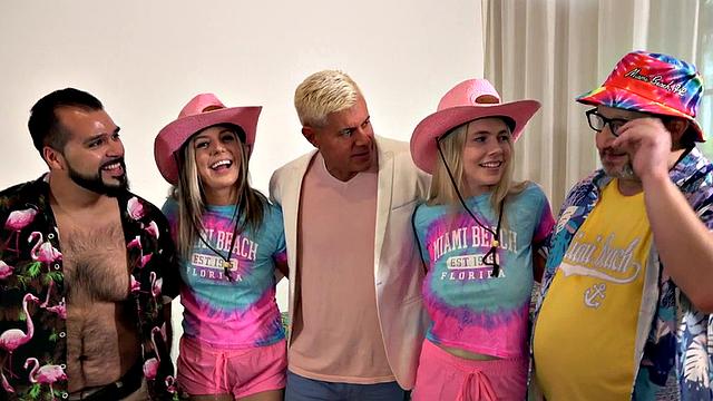 Amateur babes with perfect bodies sucking in oldvsyoung 3some