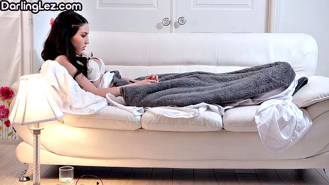 Horny lesbians pussylicking in 69