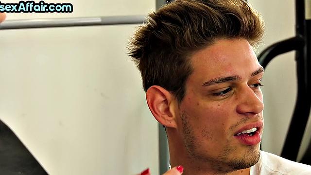 Skinny girl drilled in bisex 3way