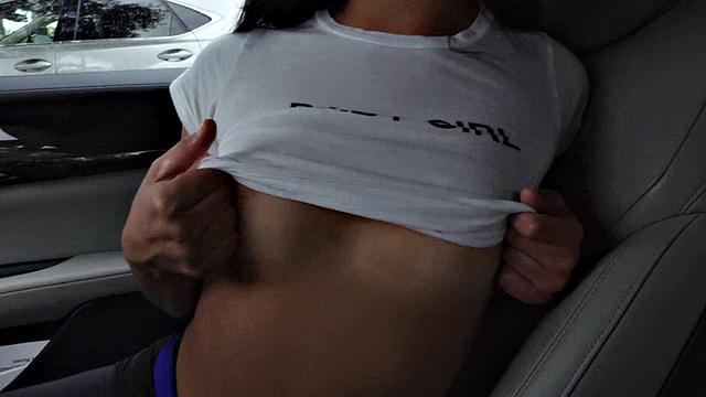 Helping out a Latina with a shaved pussy in need of some help