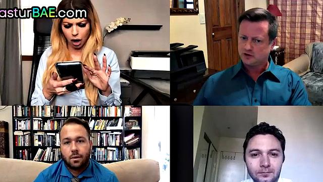 webcam babe enjoys masturbating with dildo