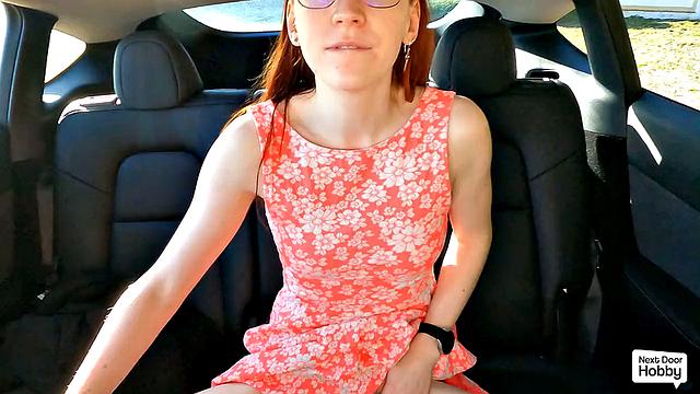 Horny Slut Masturbates In Car And Sticks A Carrot In her Pussy