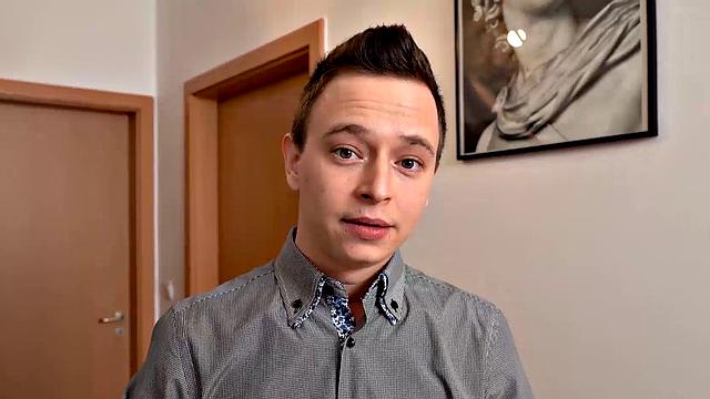 HUNT4K. Christmas mood causes hunter to pay for sex with friends hot GF