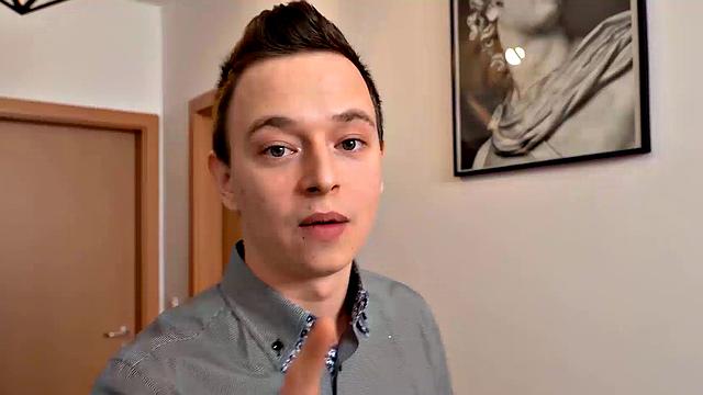 HUNT4K. Christmas mood causes hunter to pay for sex with friends hot GF