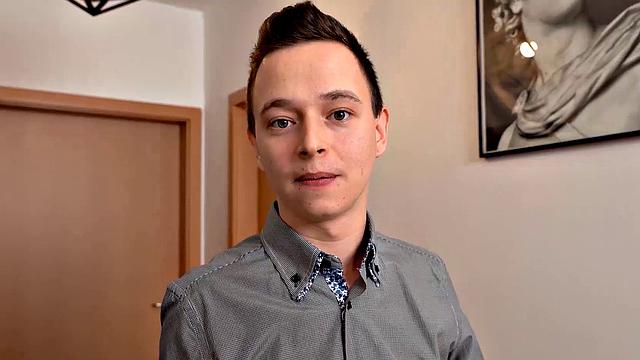 HUNT4K. Christmas mood causes hunter to pay for sex with friends hot GF