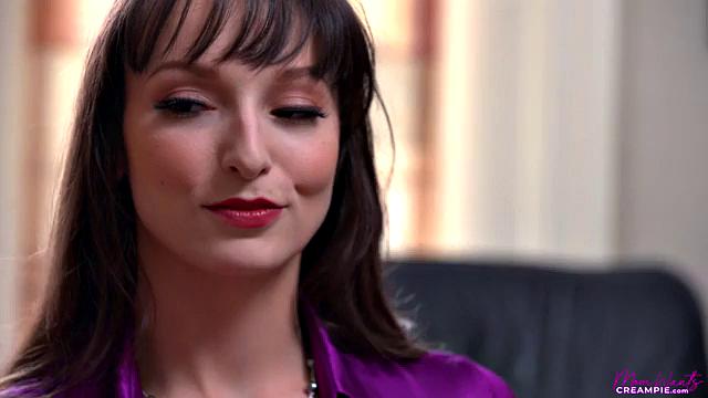 Stepmom Wants Creampie - S1:E3