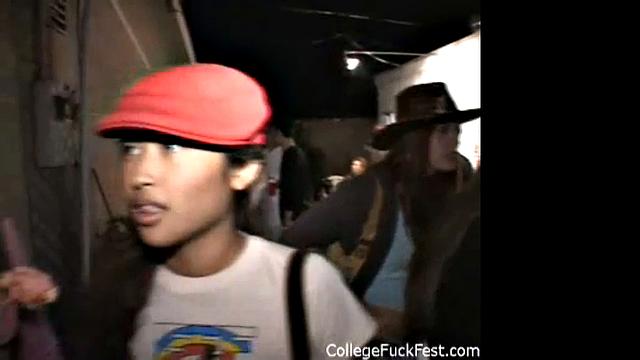 Hot Blonde Loves Threesome Freshman Fantasy