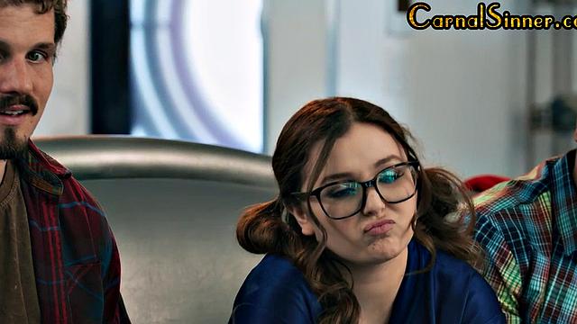 Nerdy babe bnged by BBC in 3some after sucking