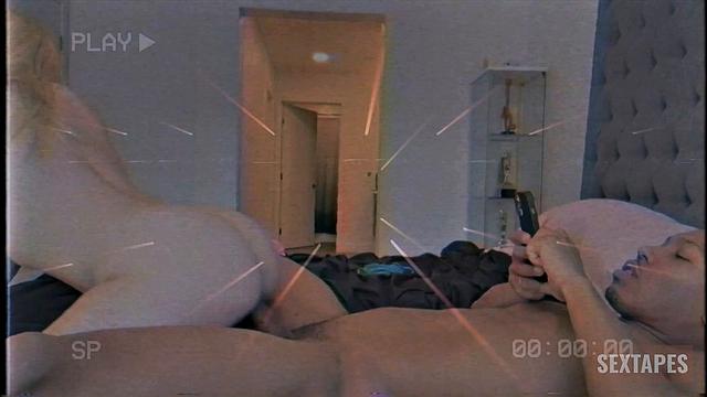 Annna High Fives After Creampie - Angle 1