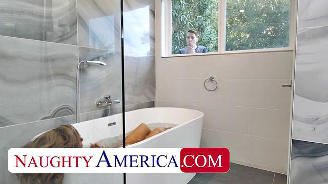 Richelle Ryan bangs her son's perverted friend