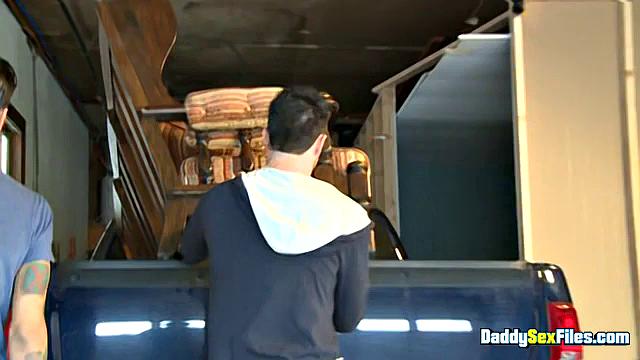 Классный трах всегда побеждает порно - Остин Киз, JD Ryder и Эндрю Фитч