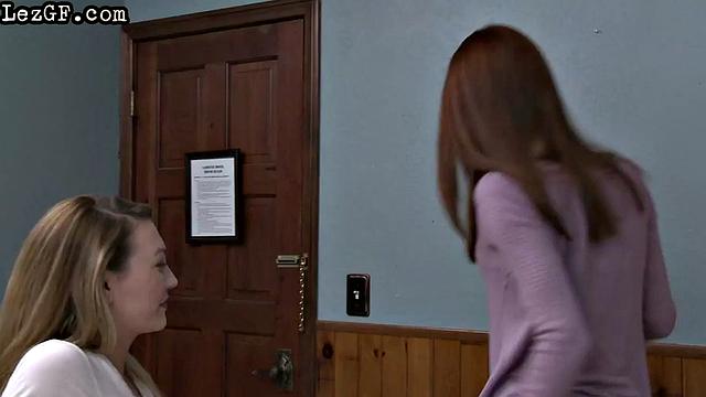 Petite slut pussyeaten by her GF