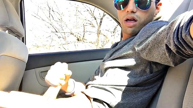 Our featured solo boy of the week is Lucas Prescott, a big dick twink who jerks off in his car. He pushes his pants down to his knees and quickly works up a stiff one, while looking around to make sure no one is approaching.