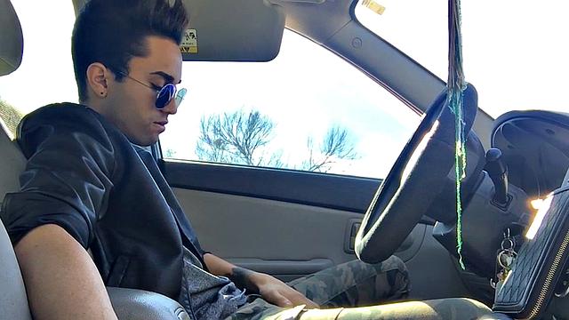 Our featured solo boy of the week is Lucas Prescott, a big dick twink who jerks off in his car. He pushes his pants down to his knees and quickly works up a stiff one, while looking around to make sure no one is approaching.