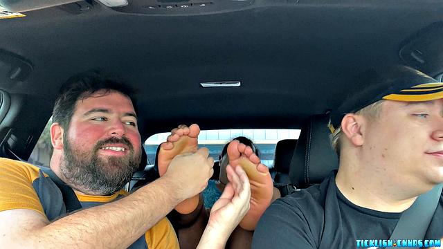 Snyft: Fabio Tickled At Home - Fabio, Nemo &amp;amp; Matt