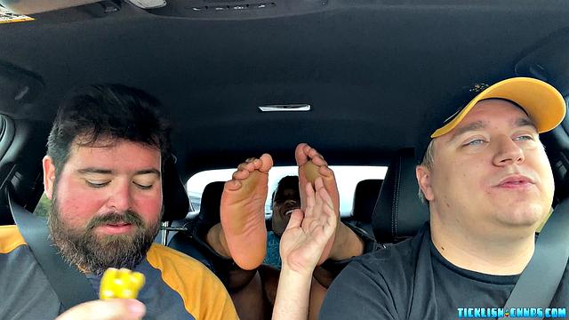 Snyft: Fabio Tickled At Home - Fabio, Nemo &amp;amp; Matt