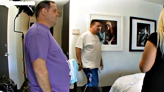 Plumper amateur spitroasted