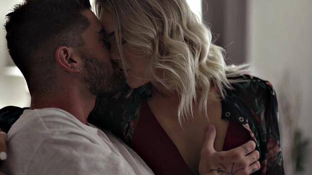 Busty trans goddess sucking boyfriend's dick in kinky couple