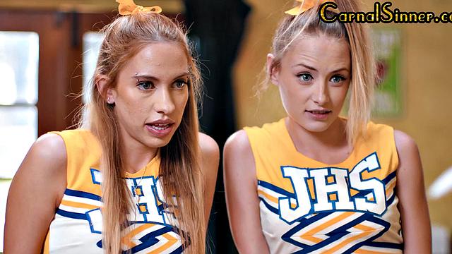 21yo cheerleade fucked in 3some after deepthroat