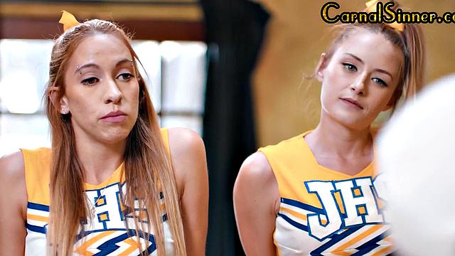 21yo cheerleade fucked in 3some after deepthroat