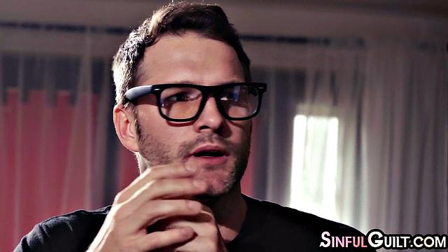 Busty escort lady gets hard pussypounde