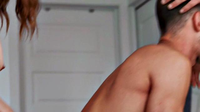 Bisex petite babe 3some while throating