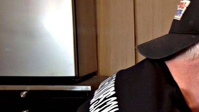 Sucking gloryhole DILF sucks cock in homemade BJ video