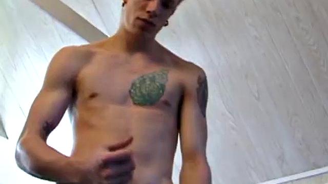 Skater Shane Jerking Off