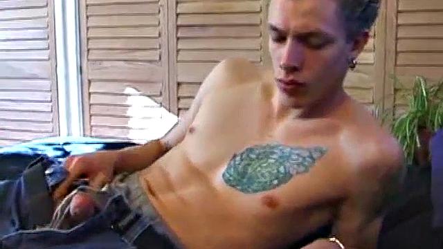 Skater Shane Jerking Off