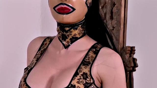 Latex Lucy at LatexPussyCats