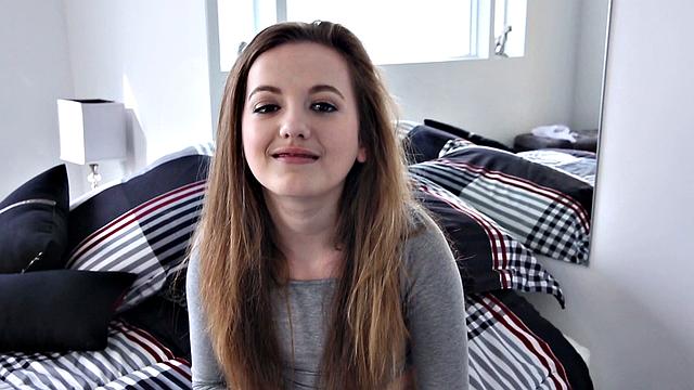 Step Sister Earns Her It