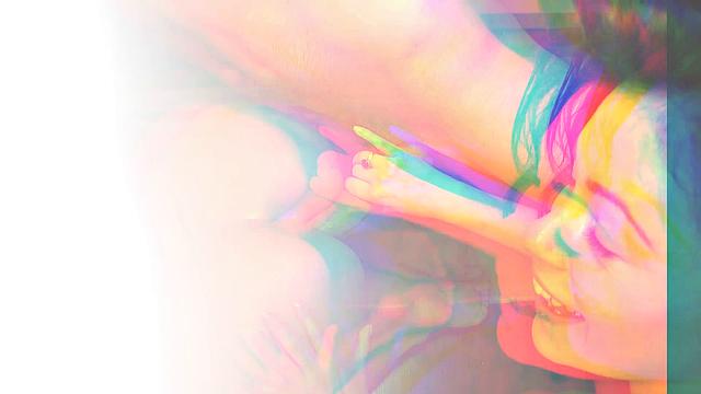 Шанель Престон и Дана Весполи растягивают свои упругие задницы и кайфуют