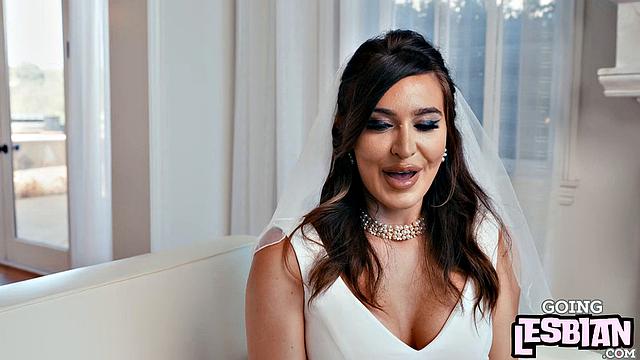 Naughty lesbians scissoring